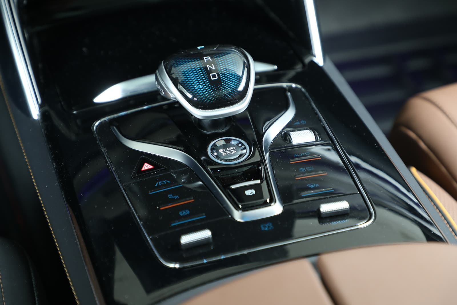 Car Image 28