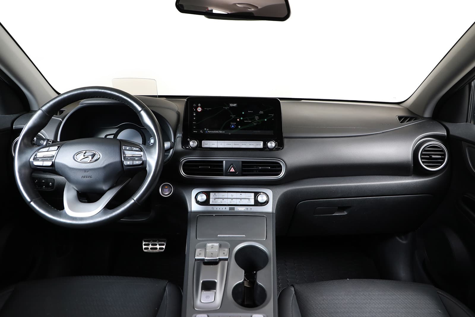 Car Image 8