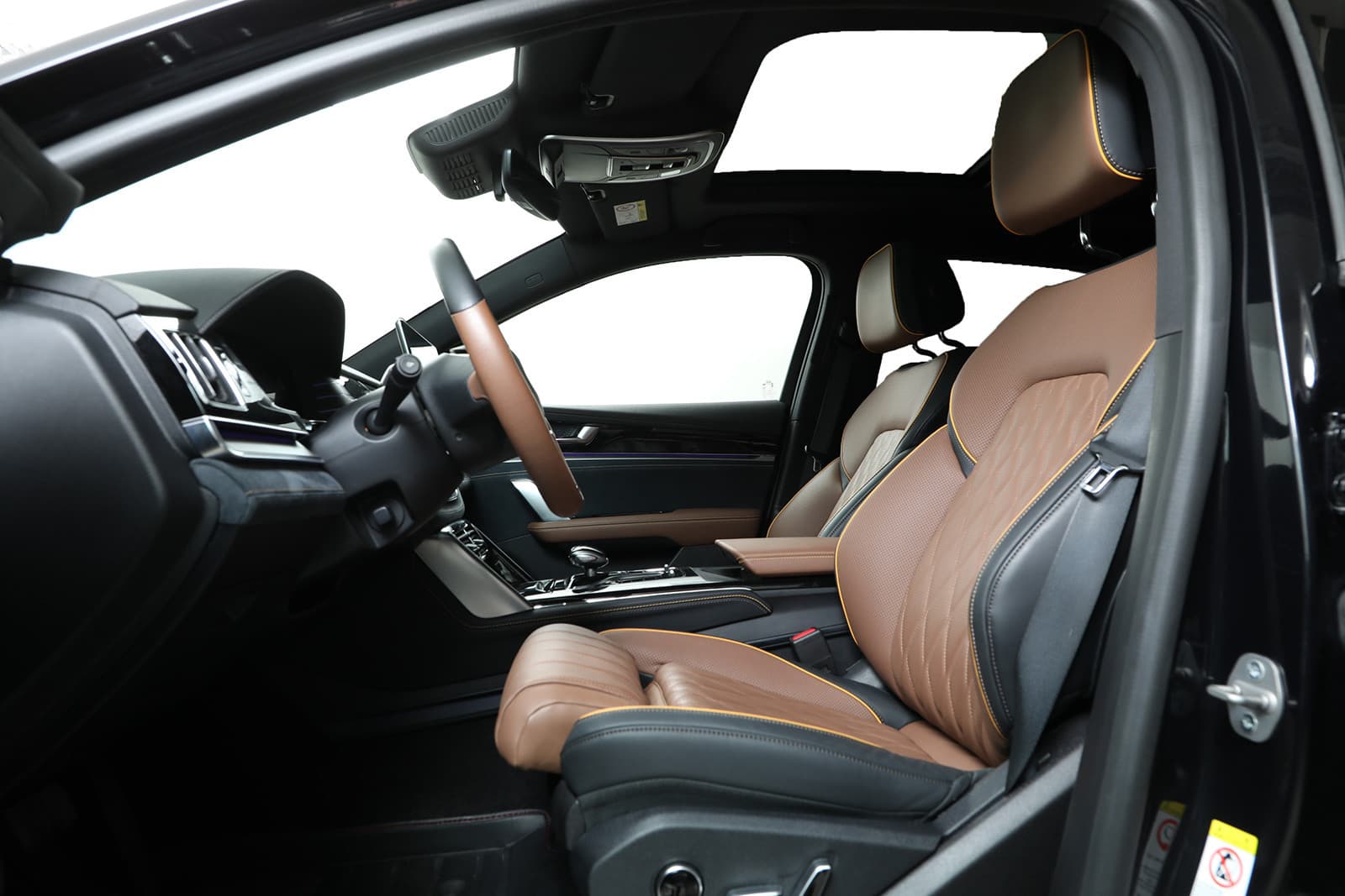 Car Image 9