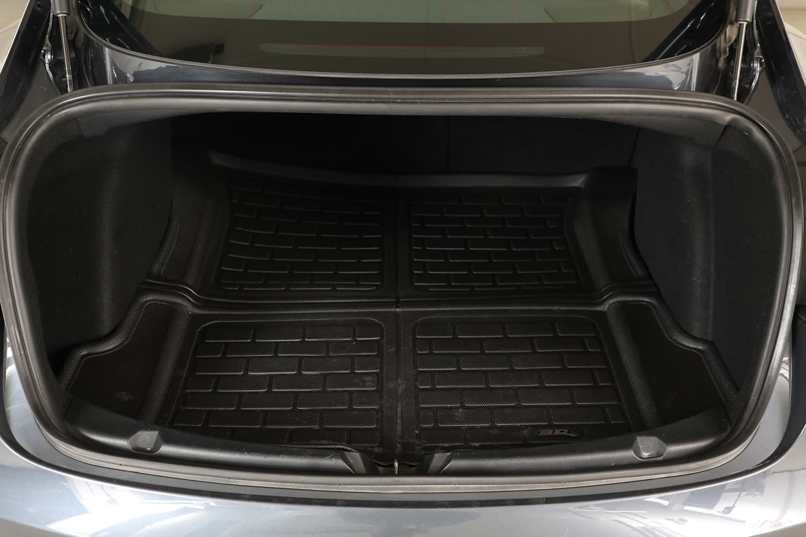 Car Image 28