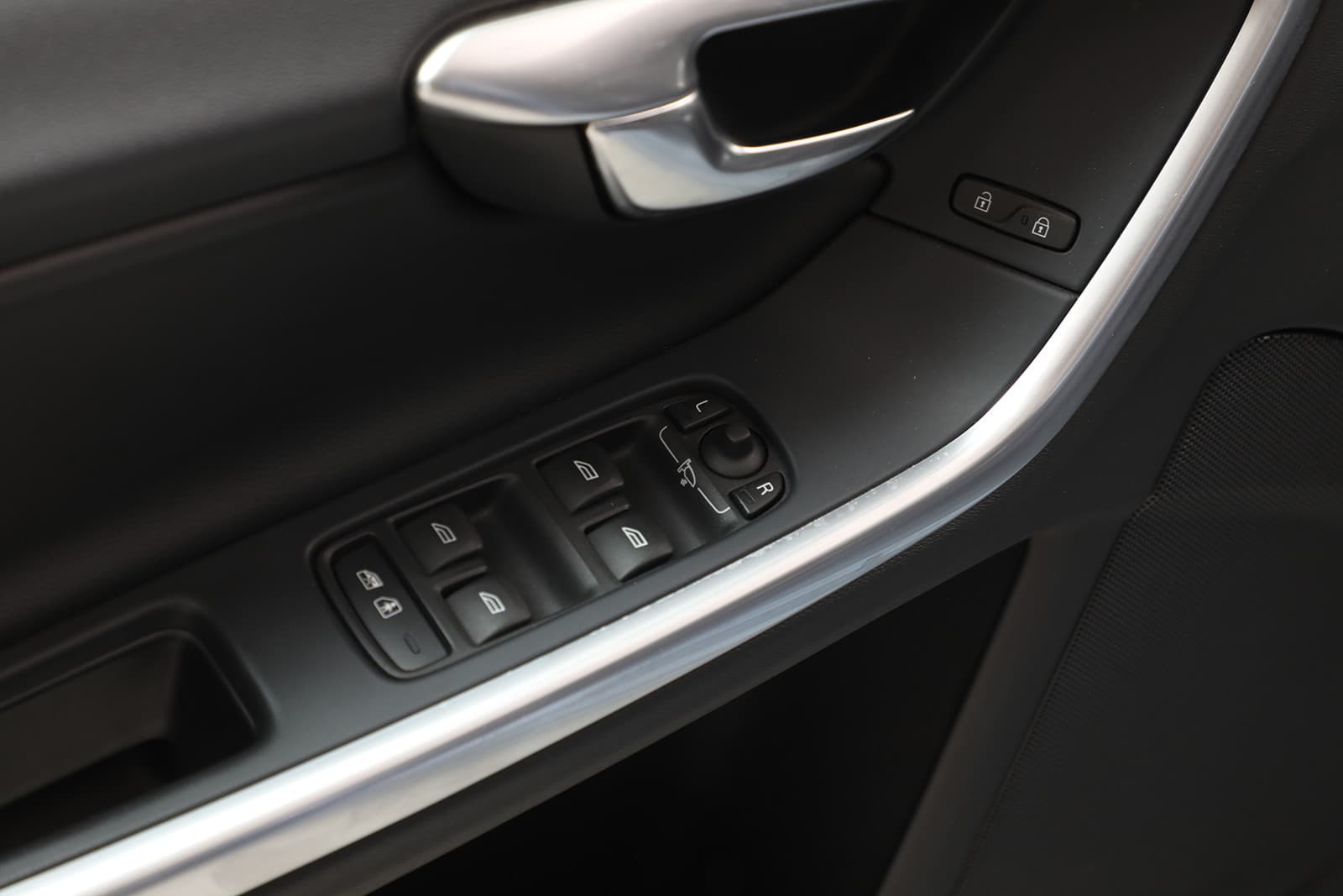 Car Image 27