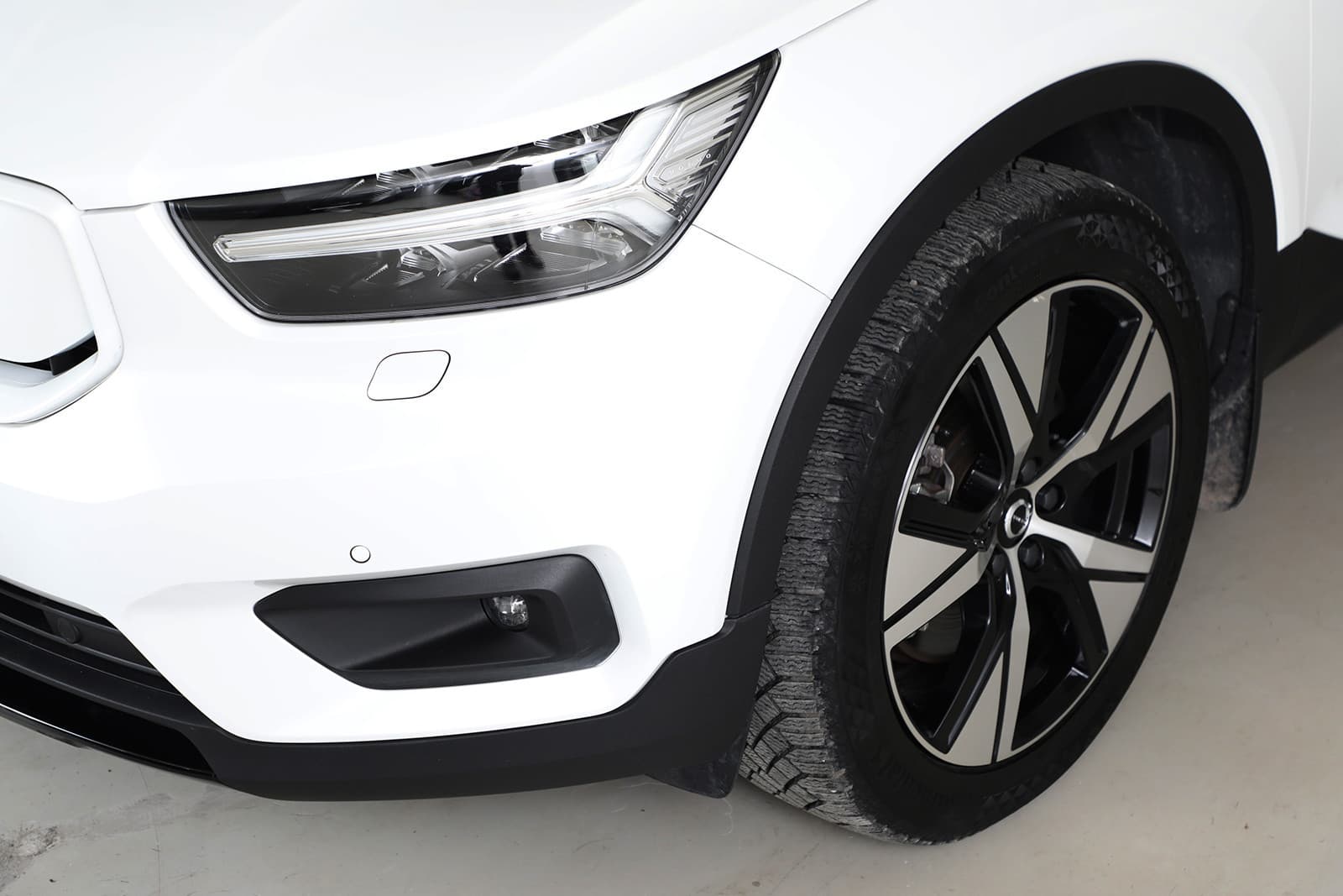 Car Image 12