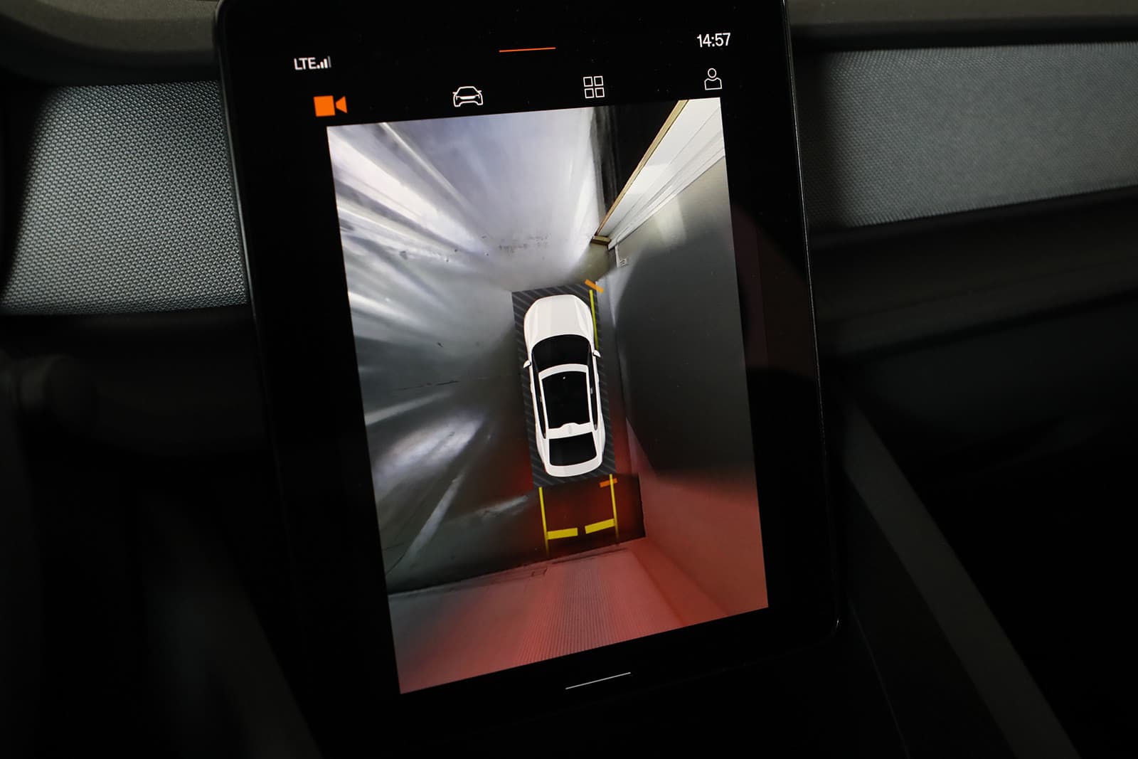 Car Image 21