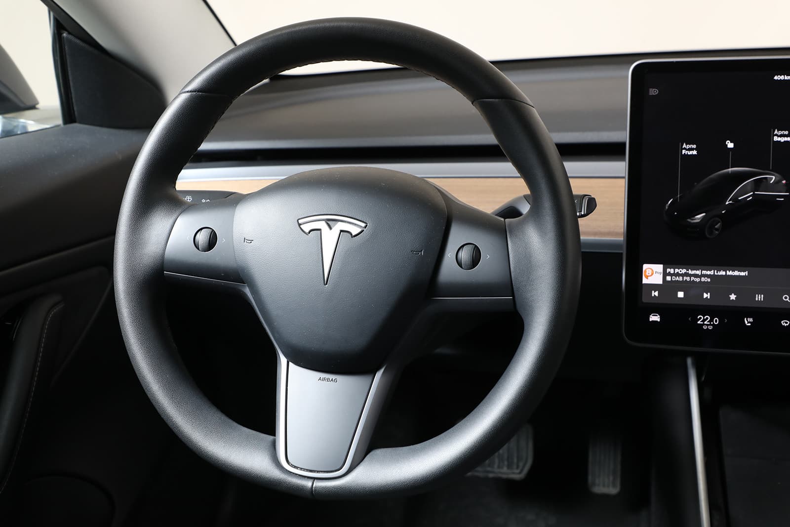 Car Image 11