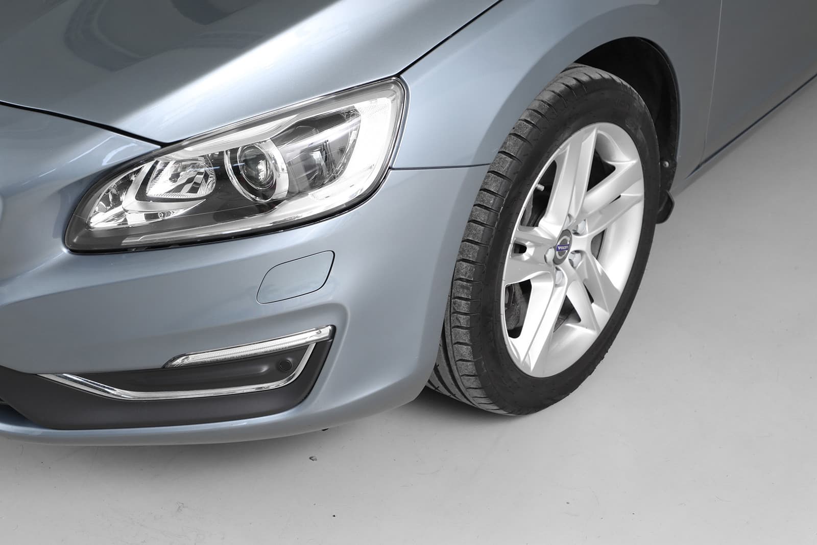 Car Image 13