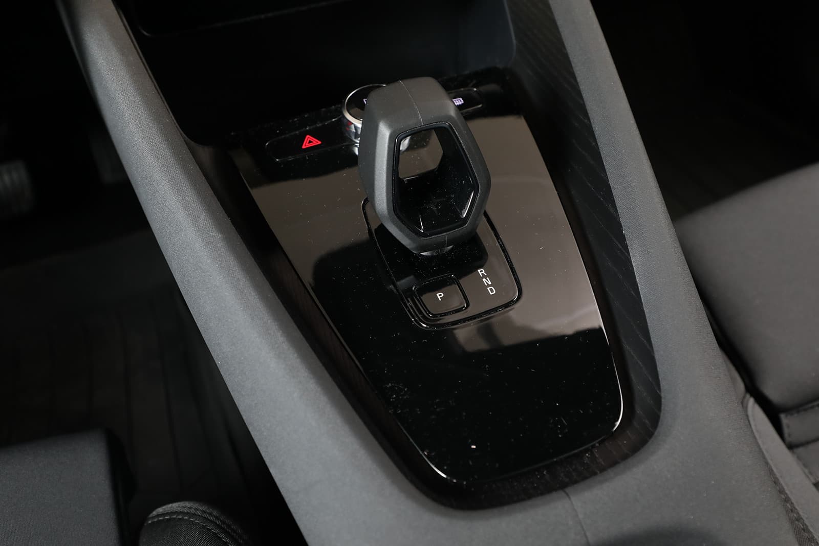 Car Image 23