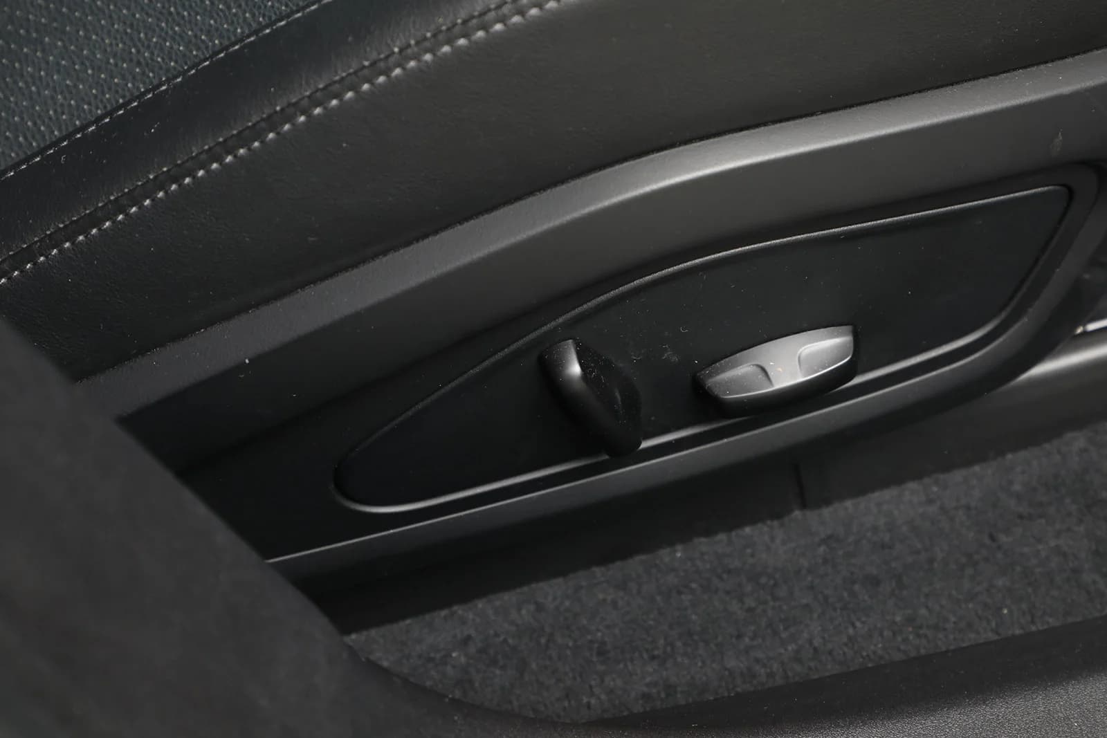 Porsche Taycan RWD 2021 – bilde 26 av 28