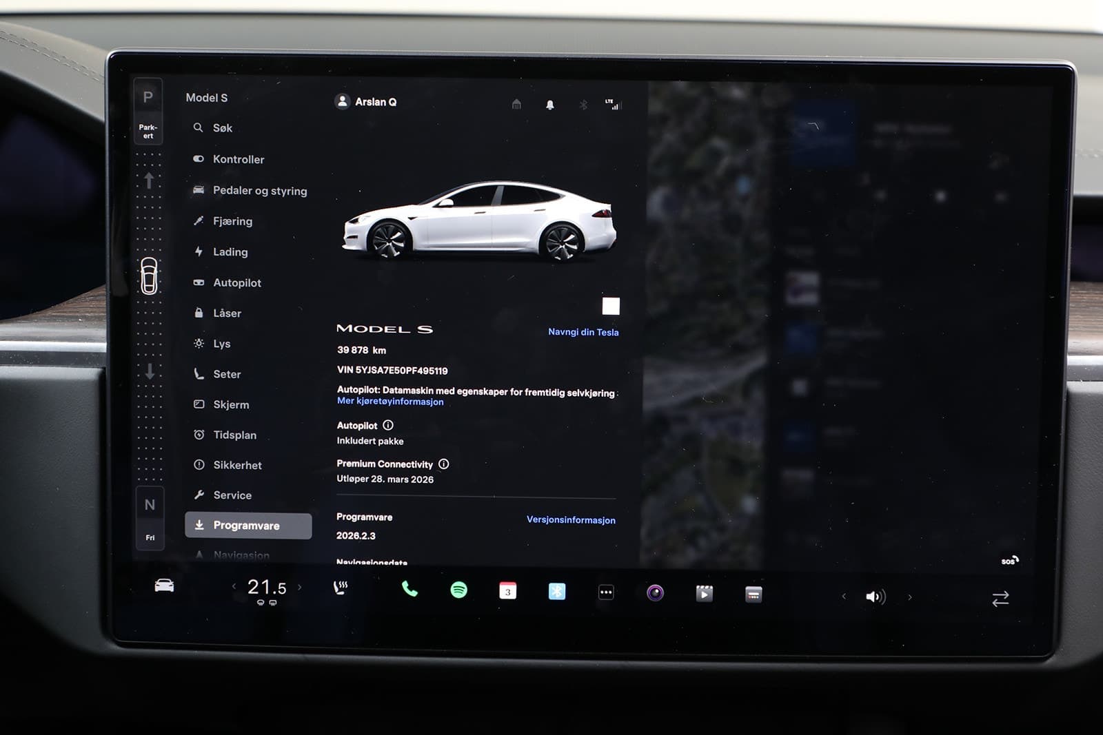 Car Image 18