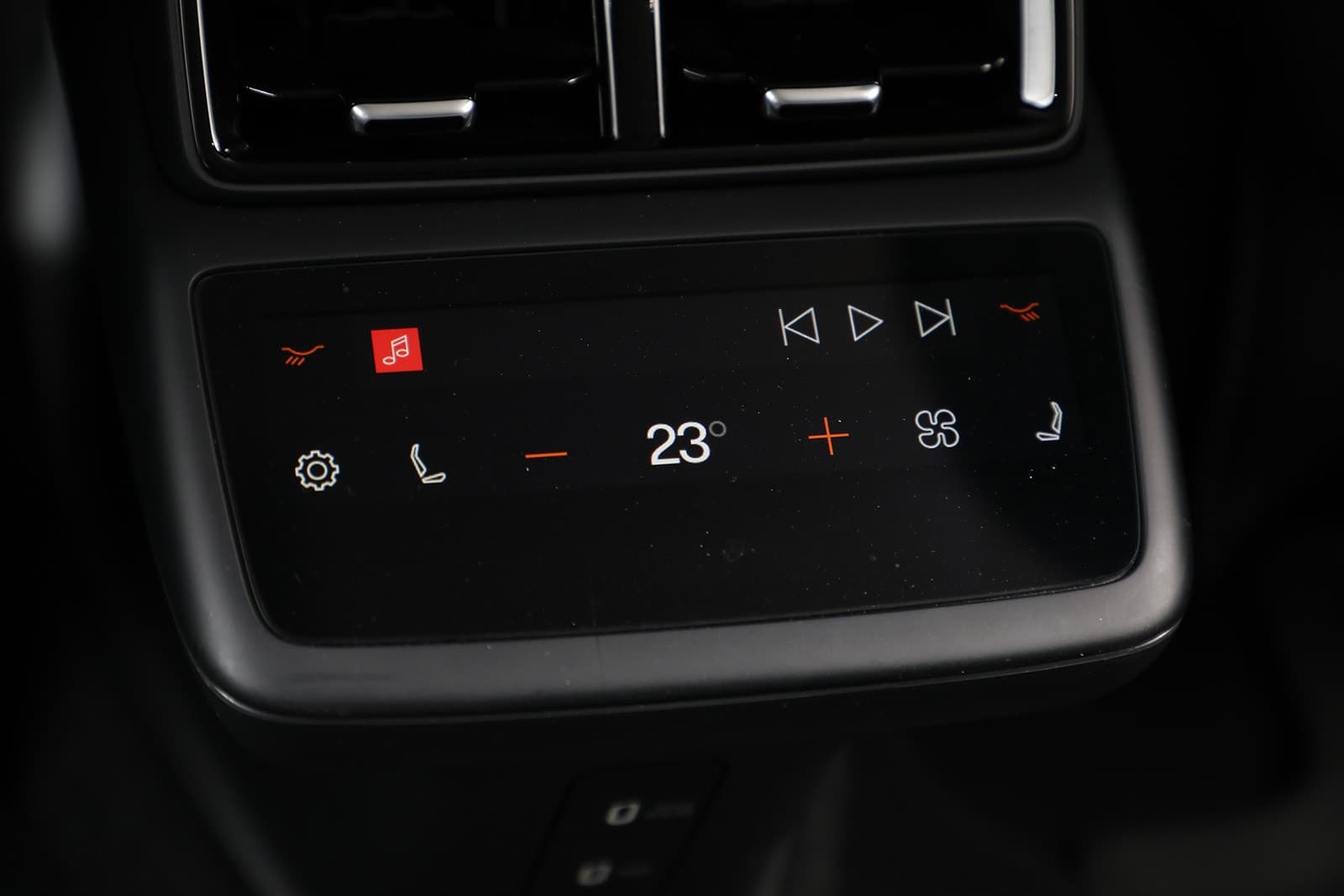 Car Image 28
