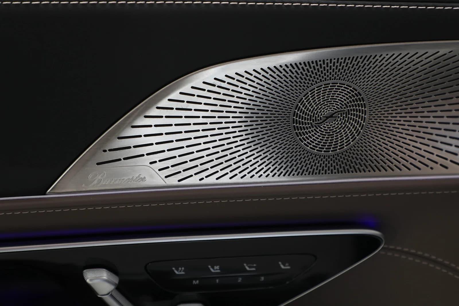 Mercedes-Benz SL43 AMG 2023 – bilde 37 av 42