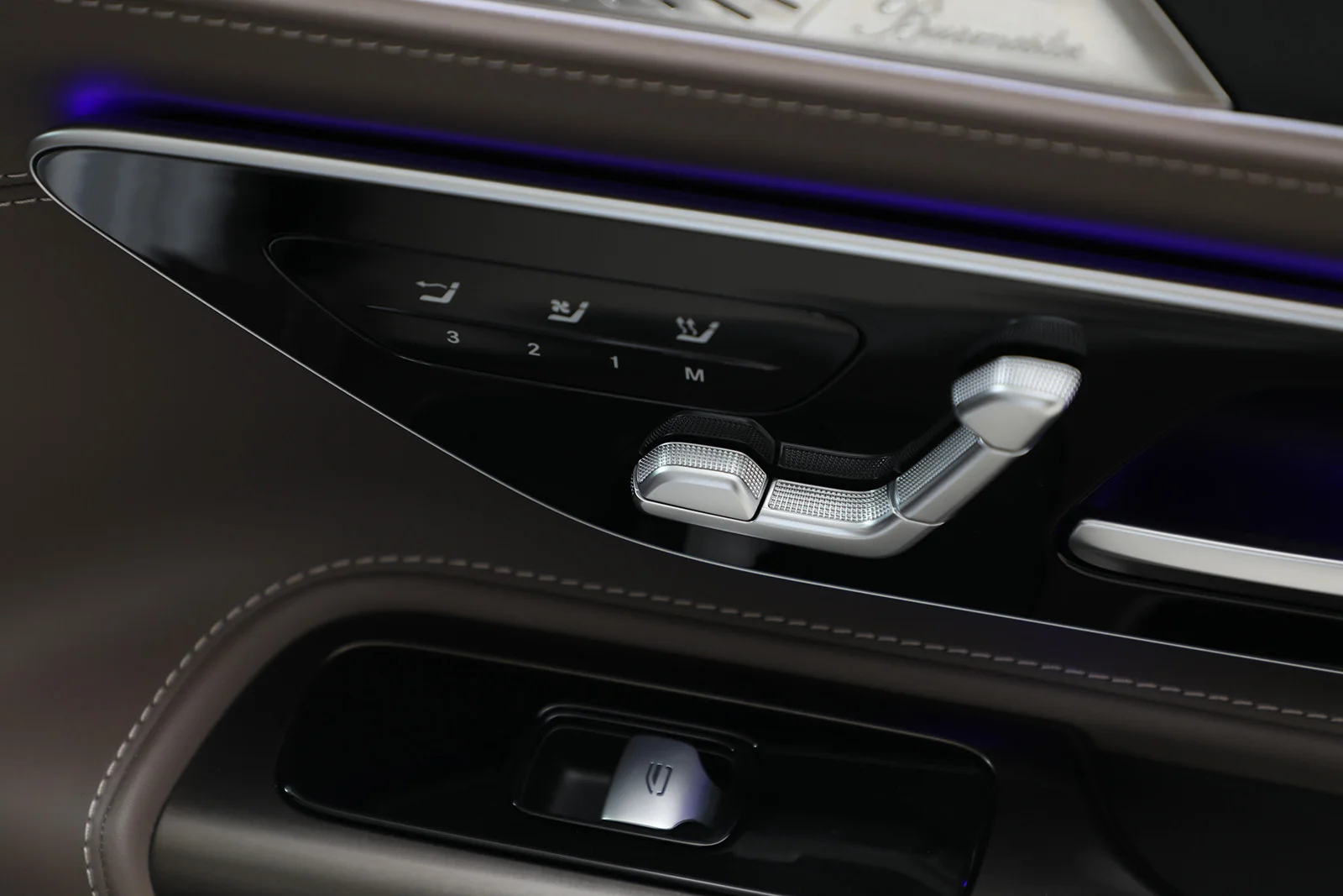 Mercedes-Benz SL43 AMG 2023 – bilde 40 av 42