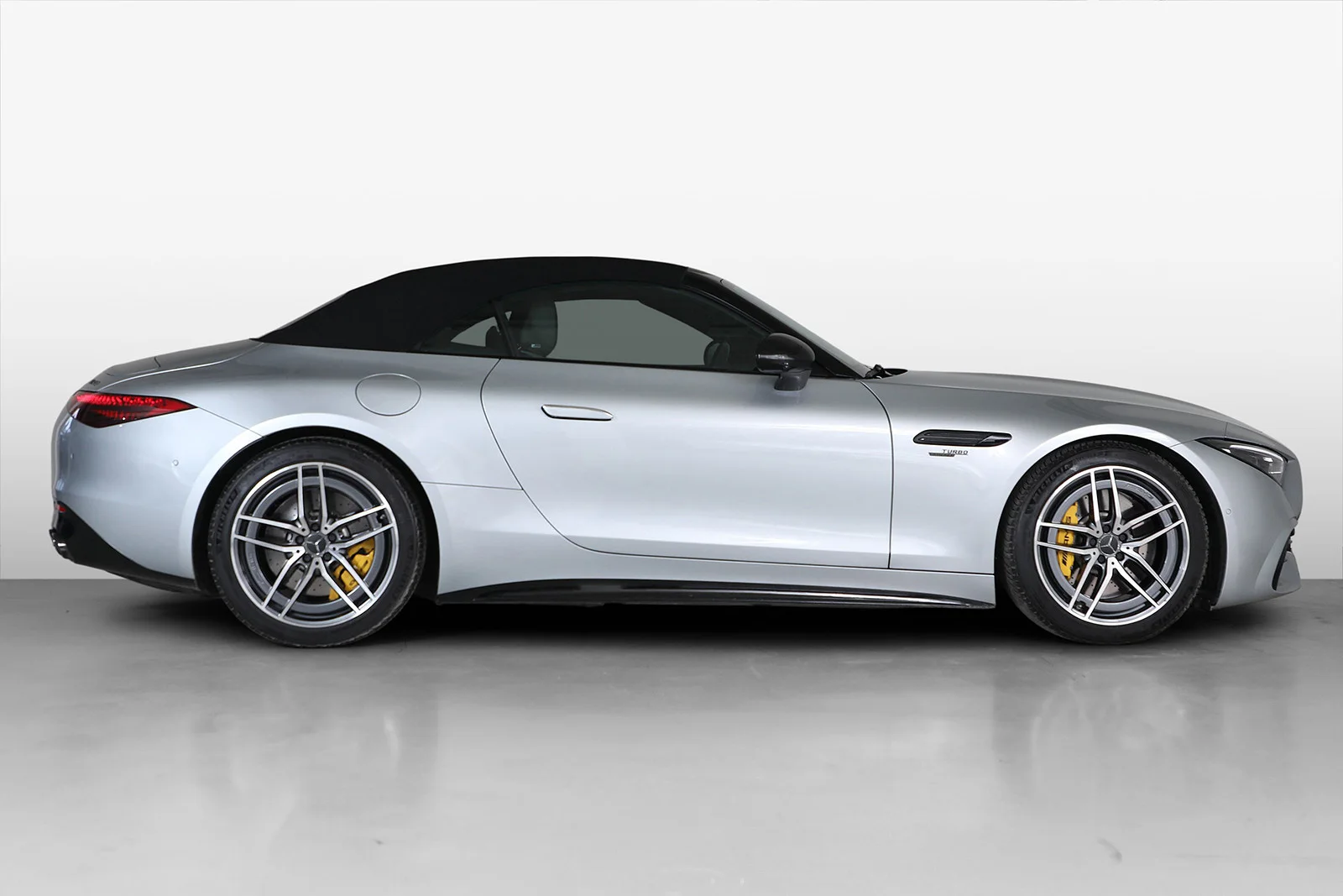 Mercedes-Benz SL43 AMG 2023 – bilde 5 av 42
