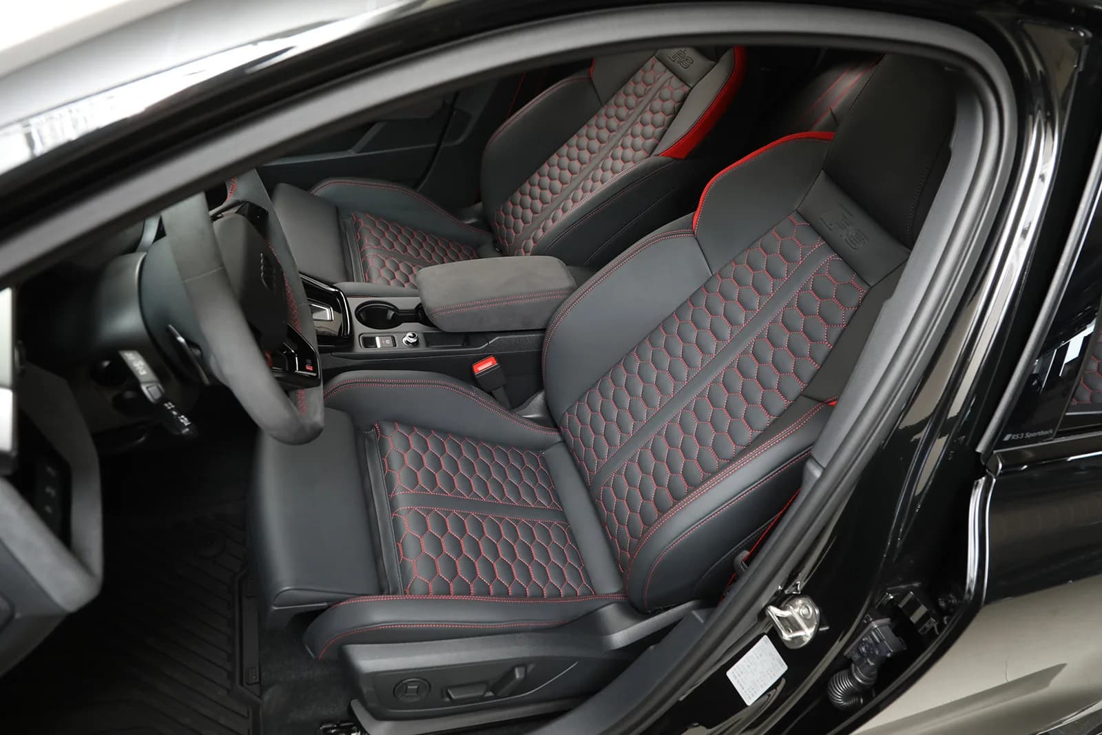 Audi RS3 SPORTBACK 2025 – bilde 9 av 39