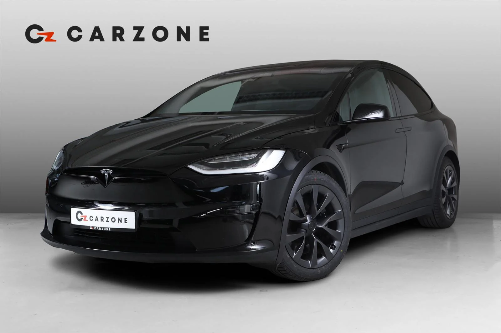 Tesla Model X PLAID 2023 hos Carzone i Høvik