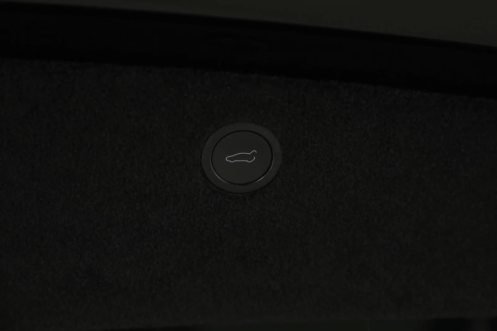 Tesla Model X PLAID 2023 – bilde 34 av 36