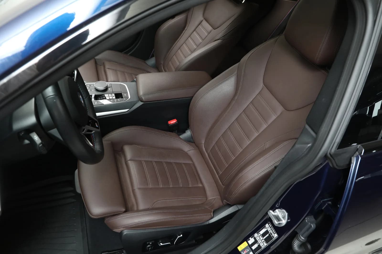 BMW i4 M50 FULLY CHARGED 2025 – bilde 9 av 38