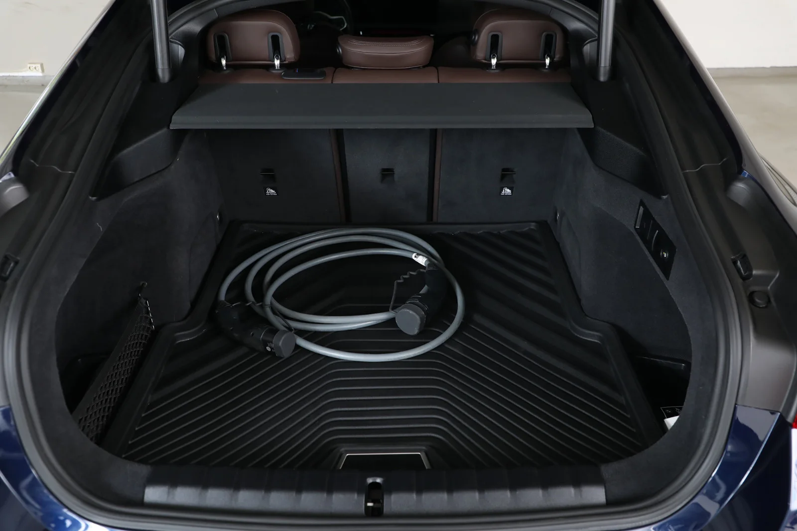 BMW i4 M50 FULLY CHARGED 2025 – bilde 36 av 38