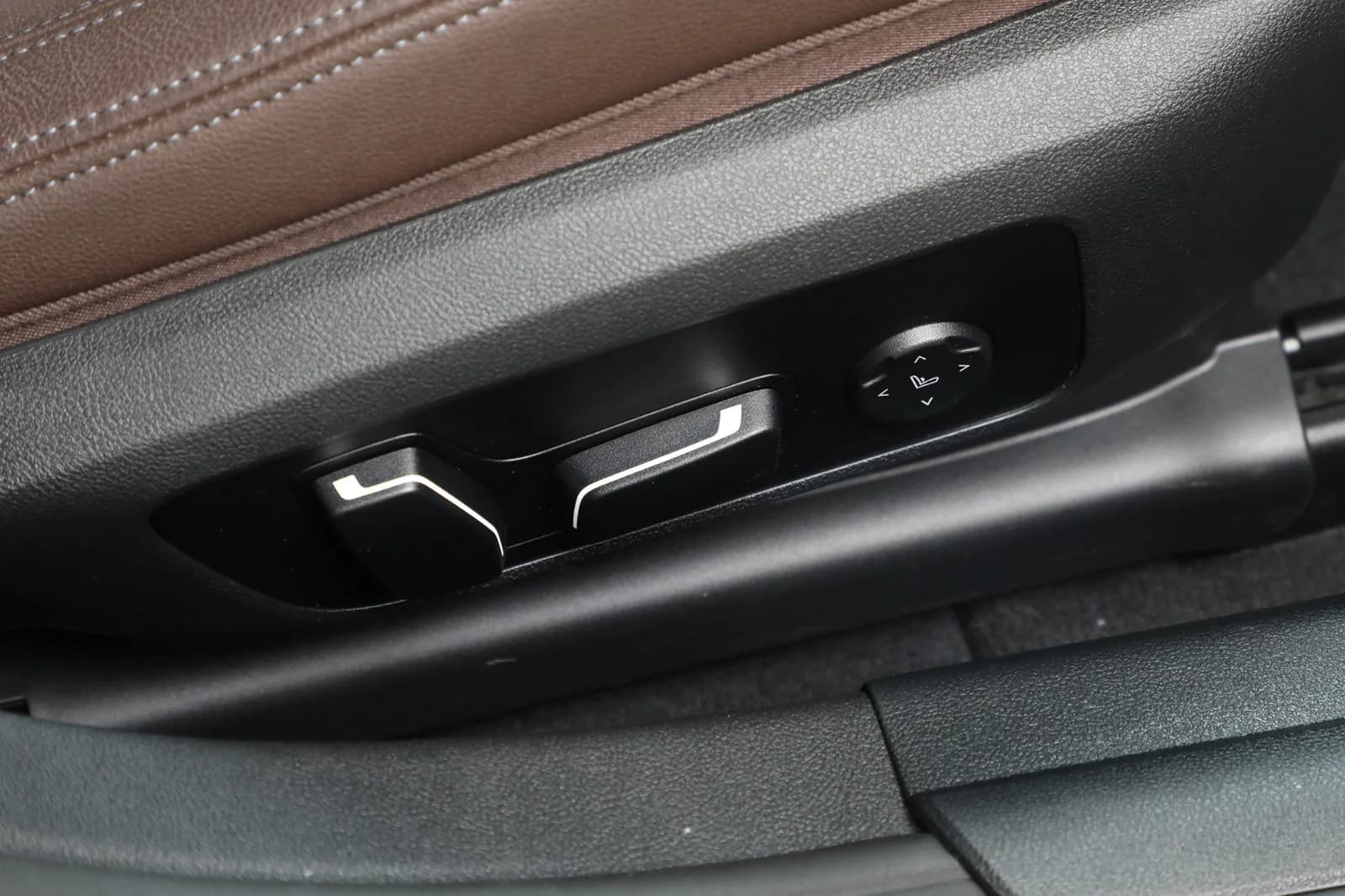 BMW i4 M50 FULLY CHARGED 2025 – bilde 33 av 38