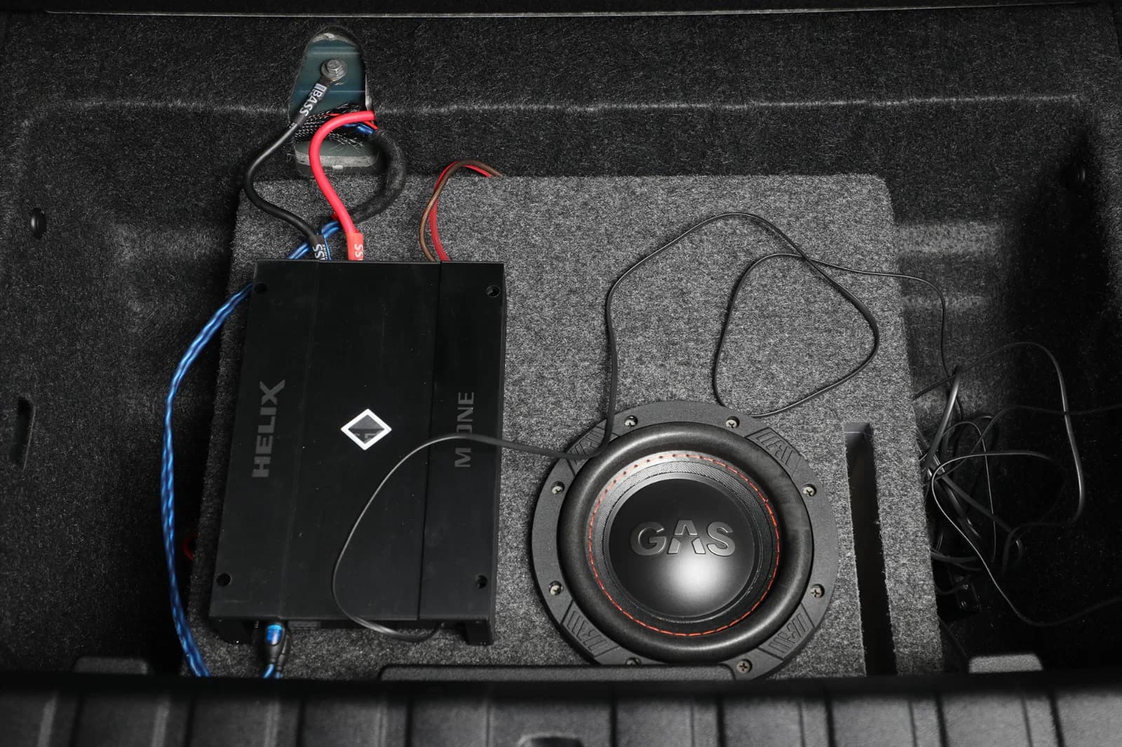 BMW i4 M50 FULLY CHARGED 2025 – bilde 35 av 38