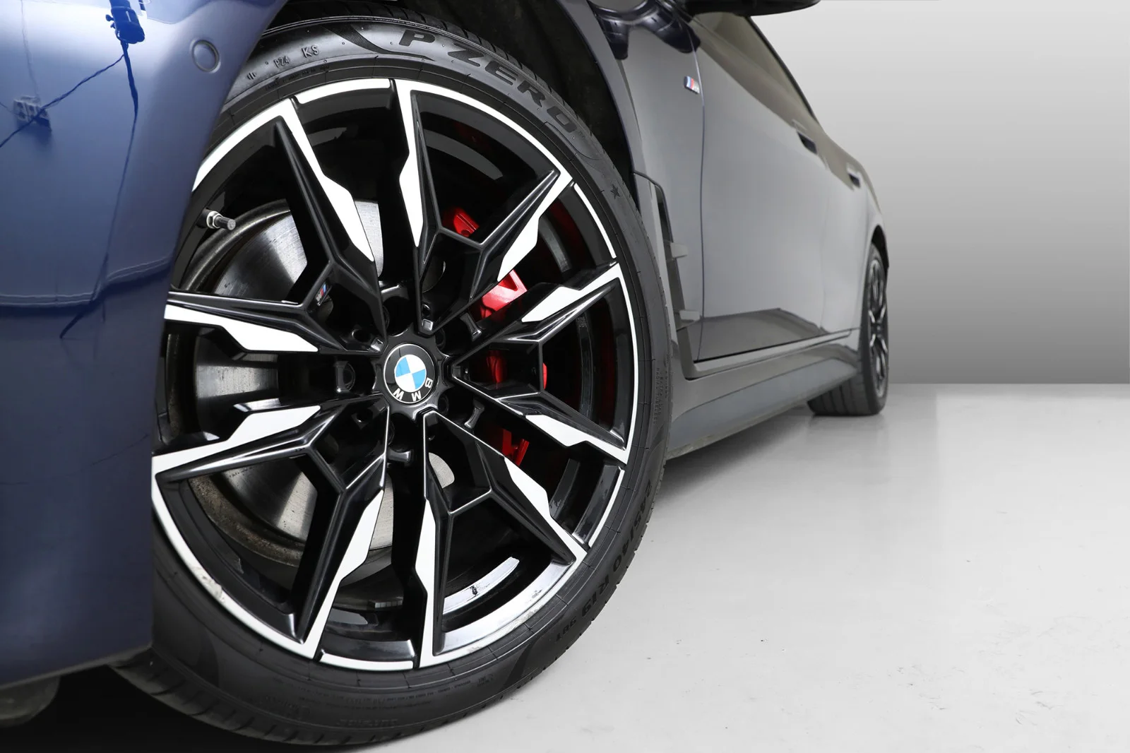 BMW i4 M50 FULLY CHARGED 2025 – bilde 13 av 38
