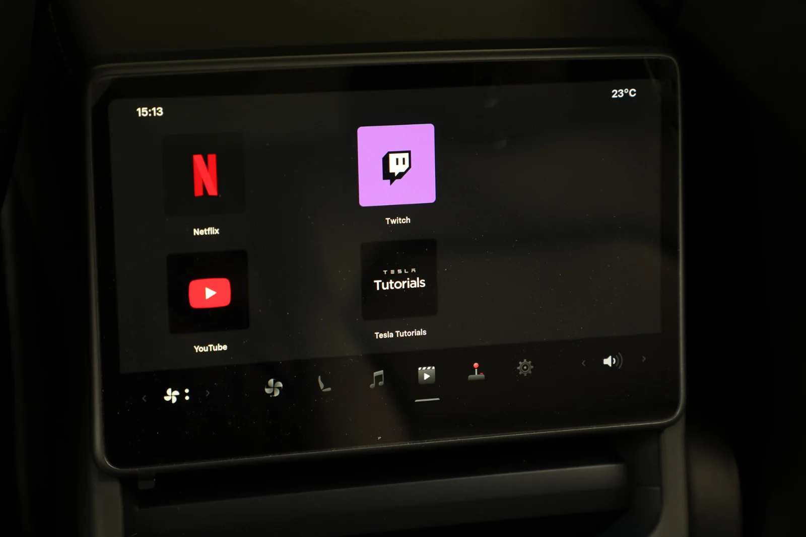 Tesla Model Y PERFORMANCE JUNIPER 2026 – bilde 27 av 34