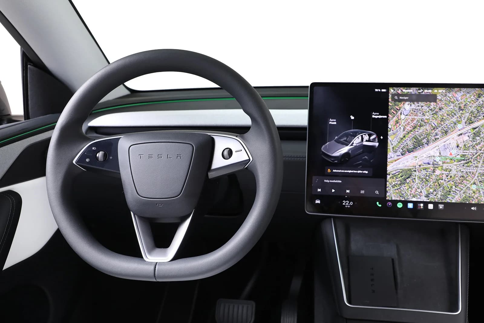 Tesla Model Y LONG RANGE AWD 2025 – bilde 7 av 32
