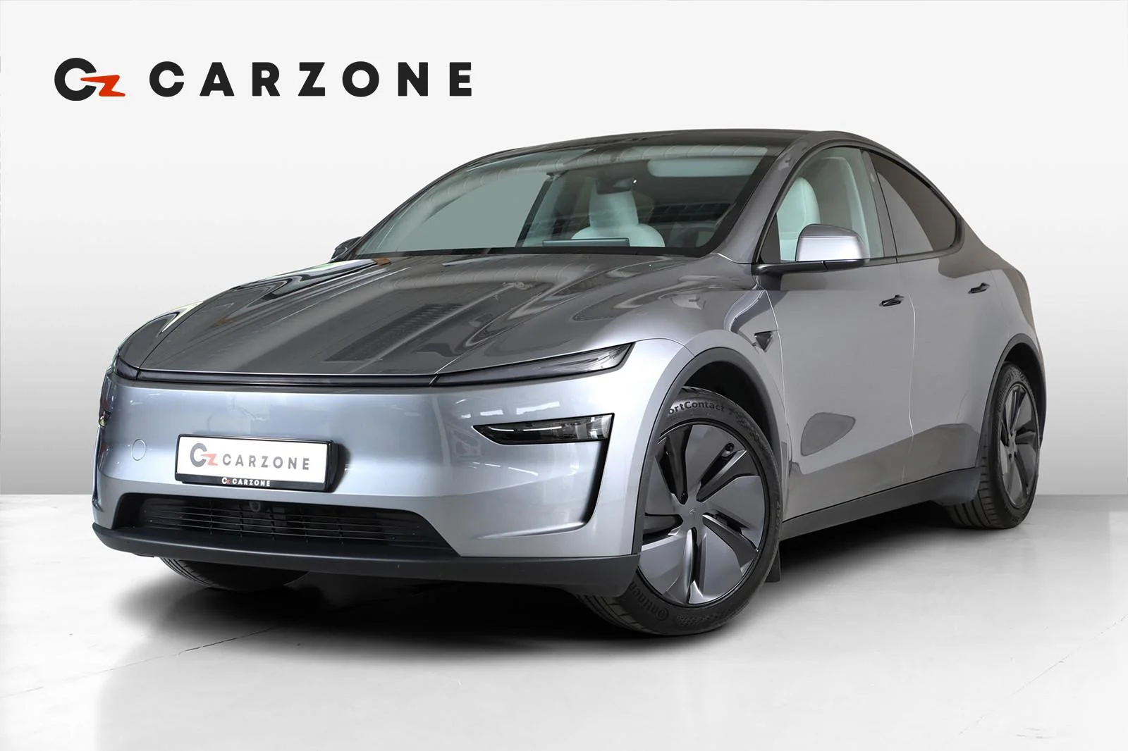 Tesla Model Y LONG RANGE AWD 2025 hos Carzone i Høvik