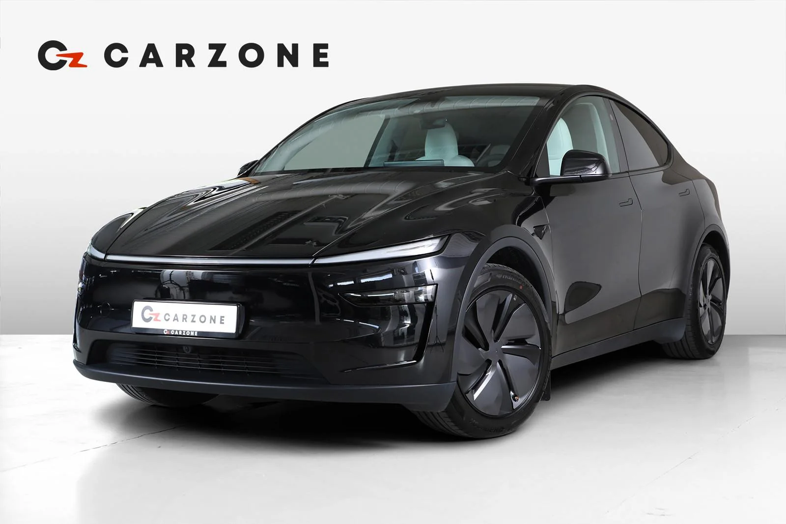 Tesla Model Y LONG RANGE AWD 2025 hos Carzone i Høvik