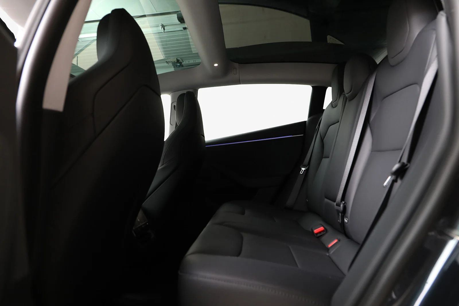 Tesla Model 3 PERFORMANCE HIGHLAND AWD 2024 – bilde 11 av 31
