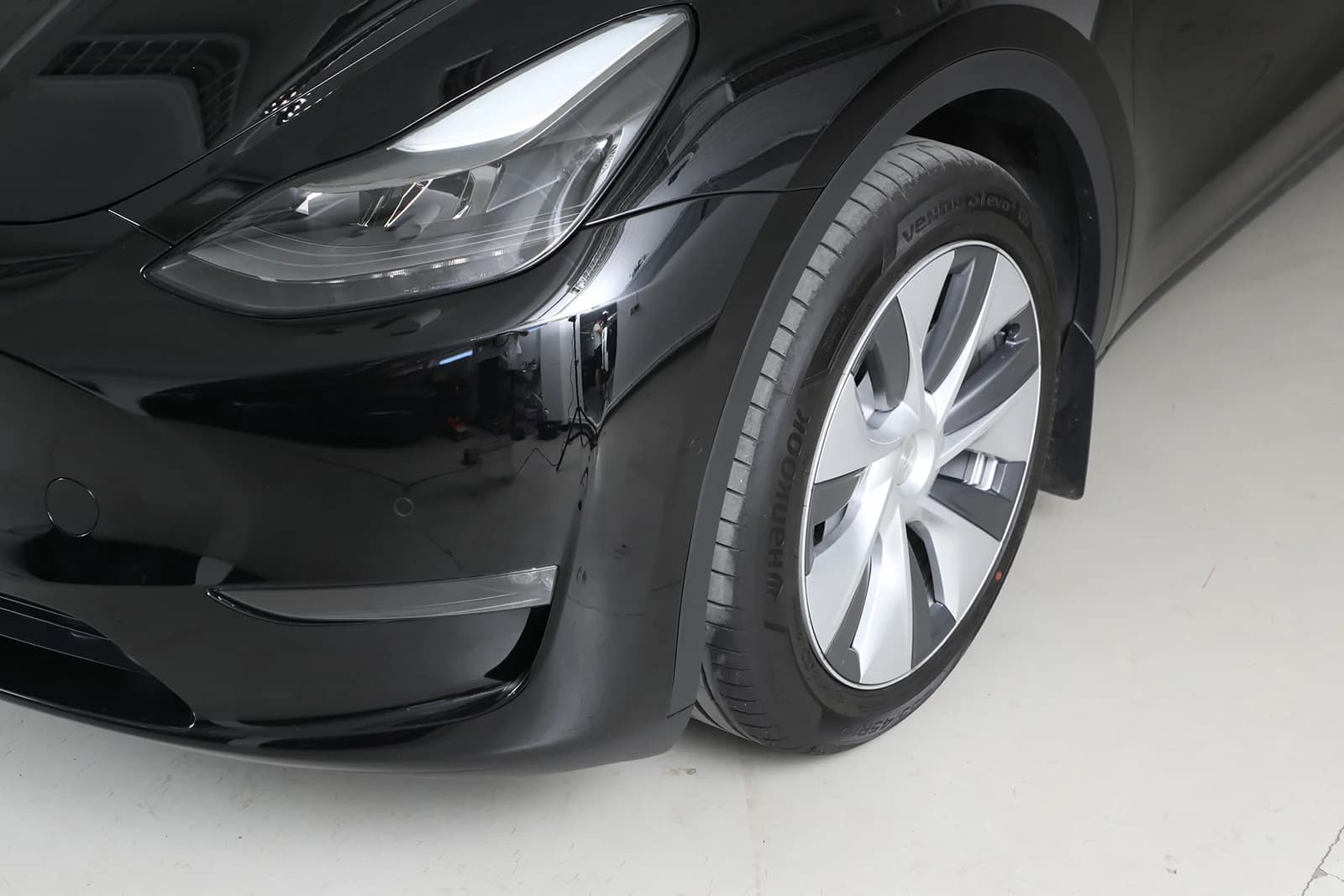 Tesla Model Y LONG RANGE 2023 – bilde 12 av 23