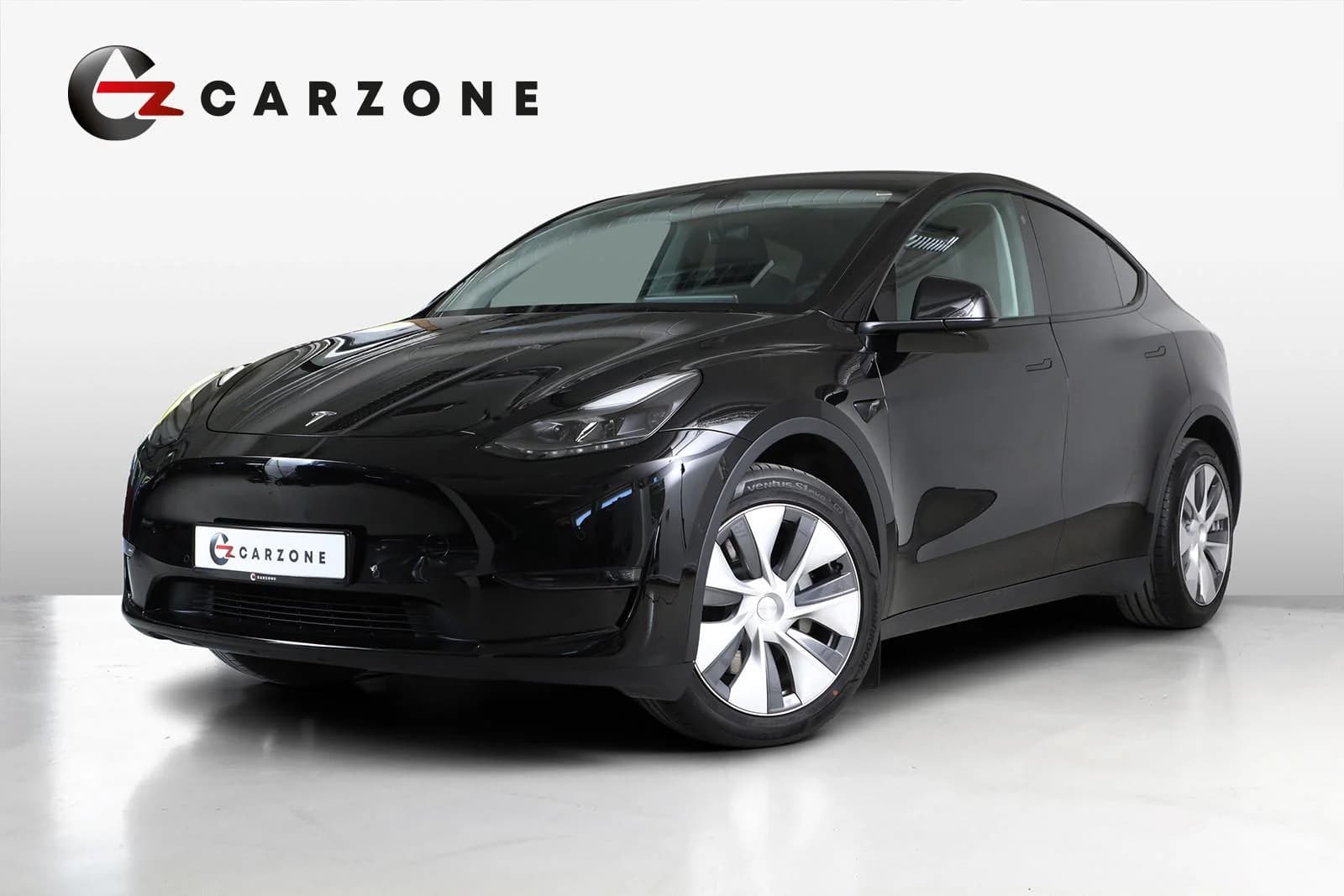 Tesla Model Y LONG RANGE 2023 hos Carzone i Høvik