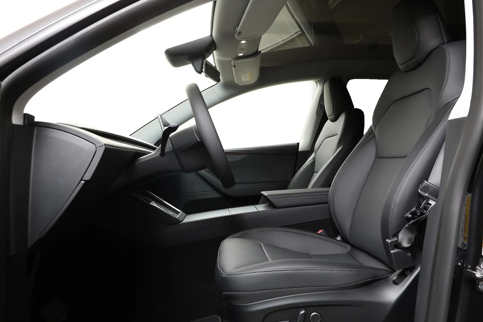Tesla Model Y LONG RANGE AWD 2025 – bilde 9 av 35