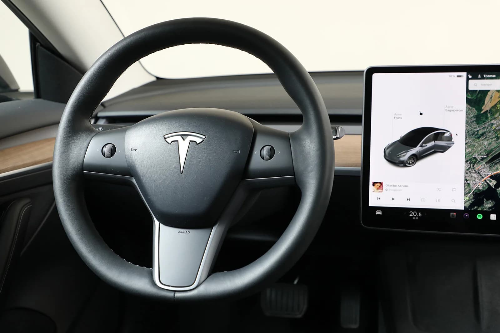 Tesla Model 3 SR+ 2022 – bilde 7 av 19