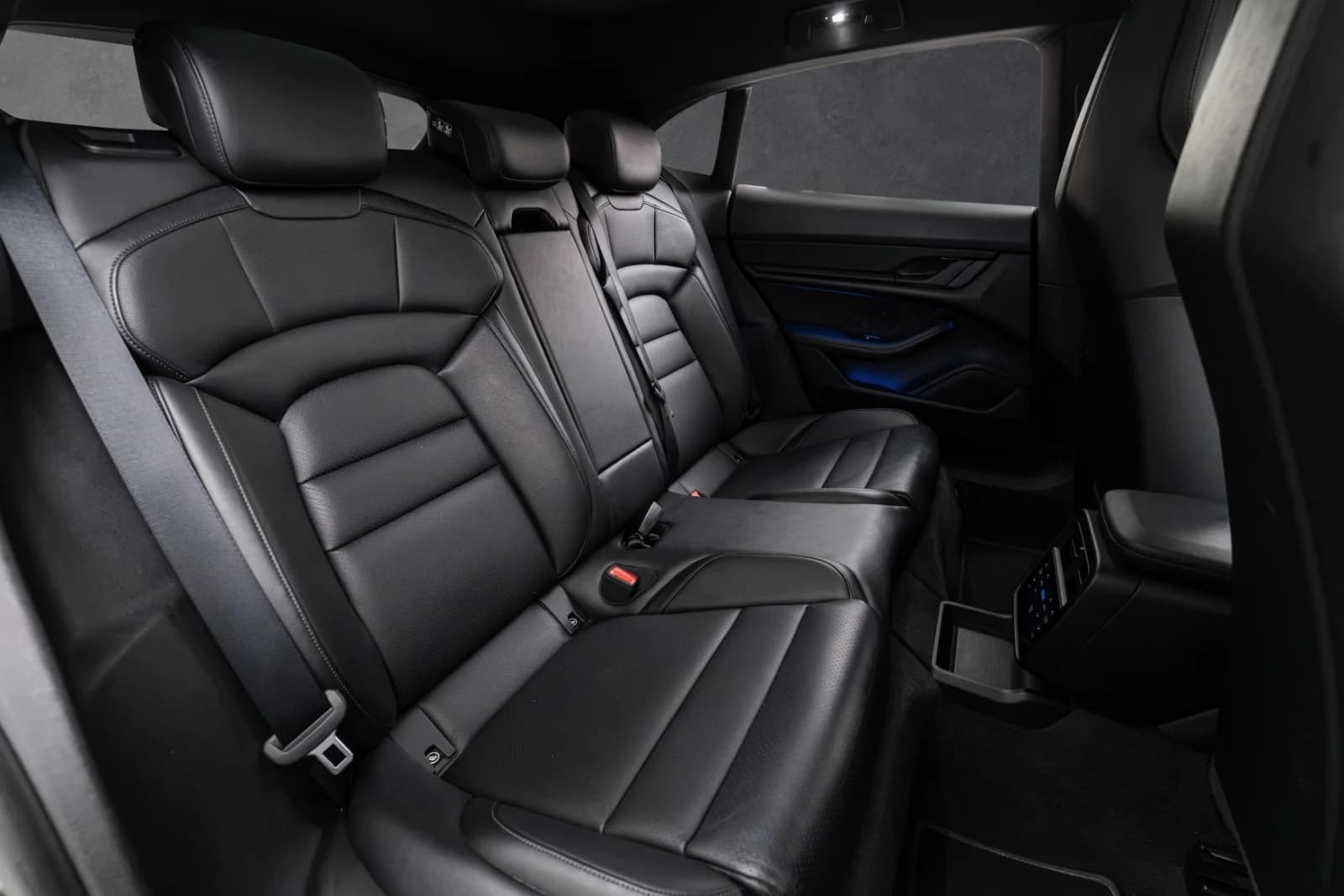 Porsche Taycan 4 CROSS TURISMO 2022 – bilde 46 av 51