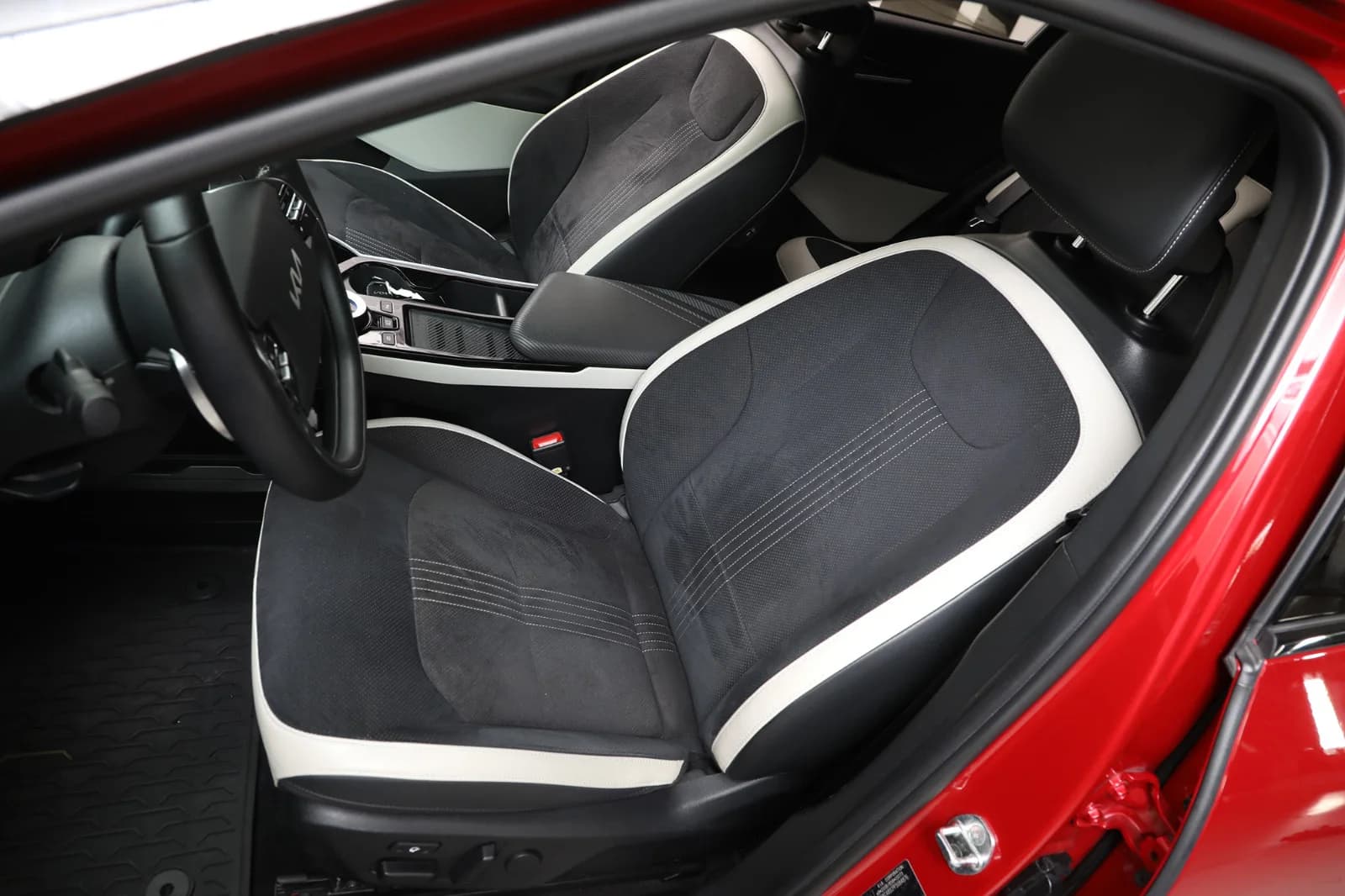 Kia EV6 77KWH AWD GT LINE 2023 – bilde 9 av 38