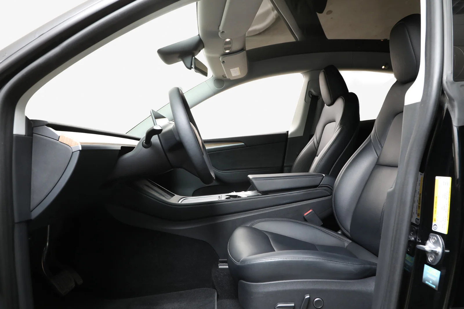 Tesla Model Y 7 SETER 2025 – bilde 8 av 28