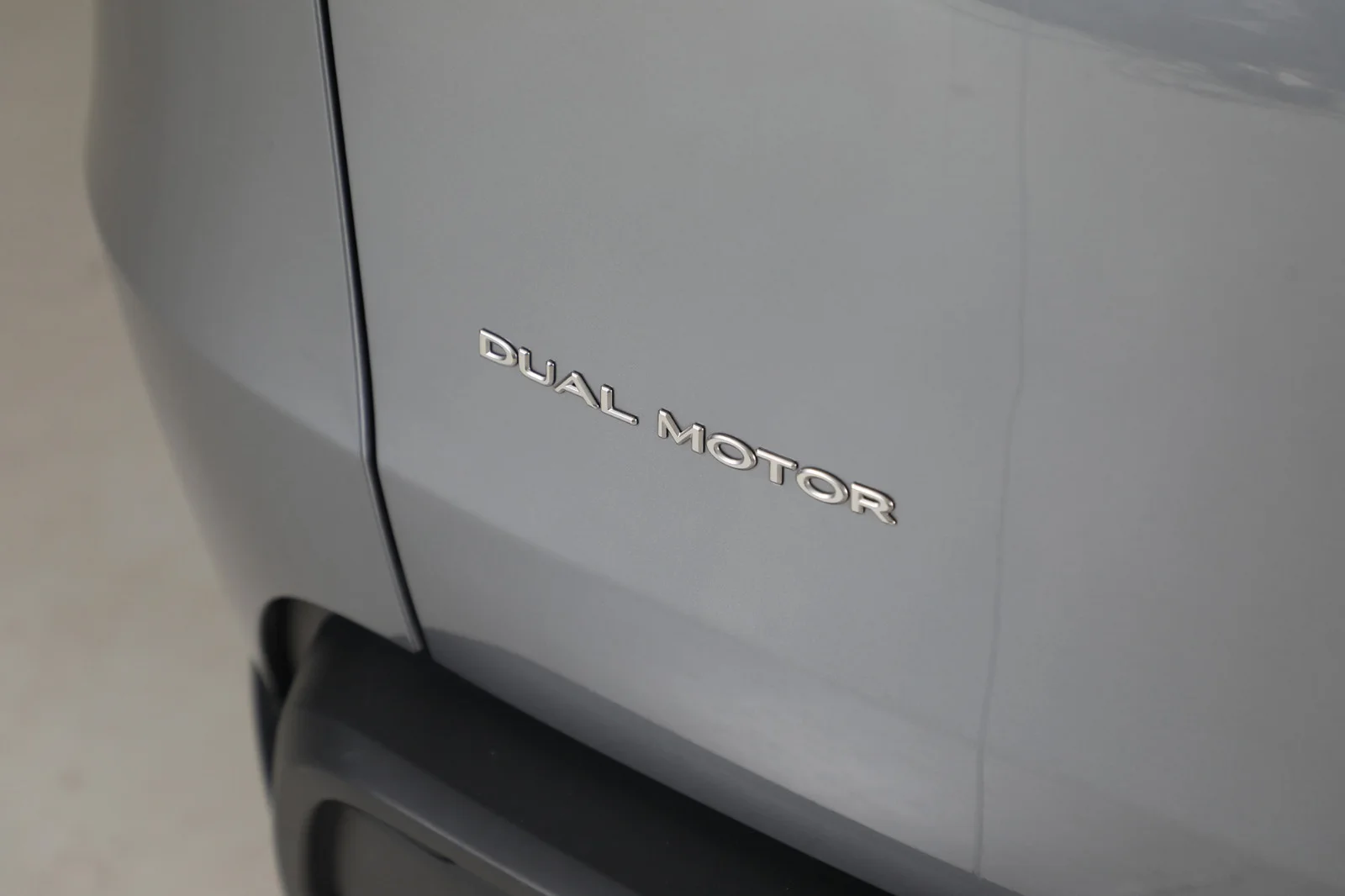 Tesla Model Y LONG RANGE AWD 2025 – bilde 15 av 34