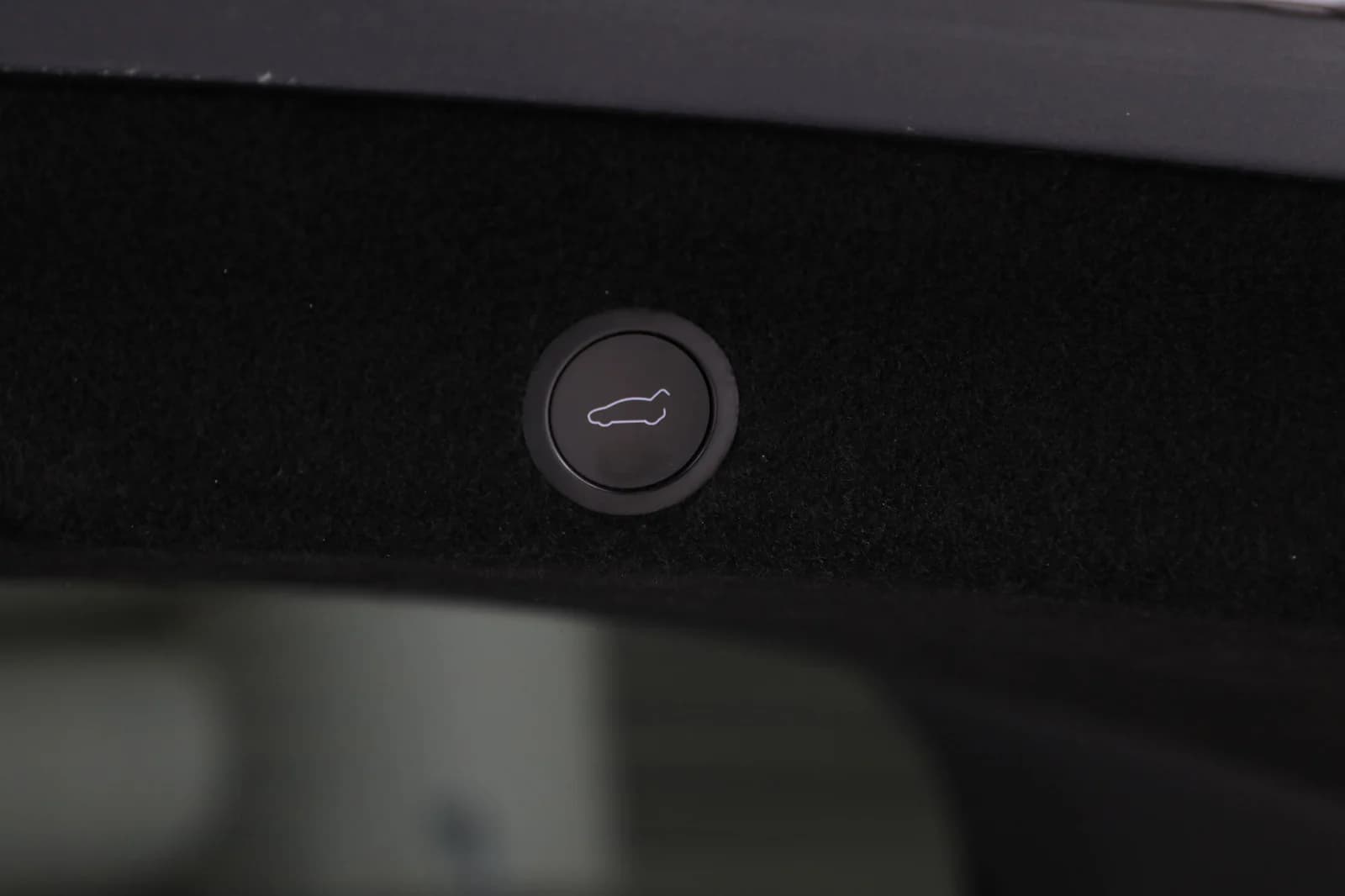 Tesla Model Y LONG RANGE AWD 2025 – bilde 32 av 34