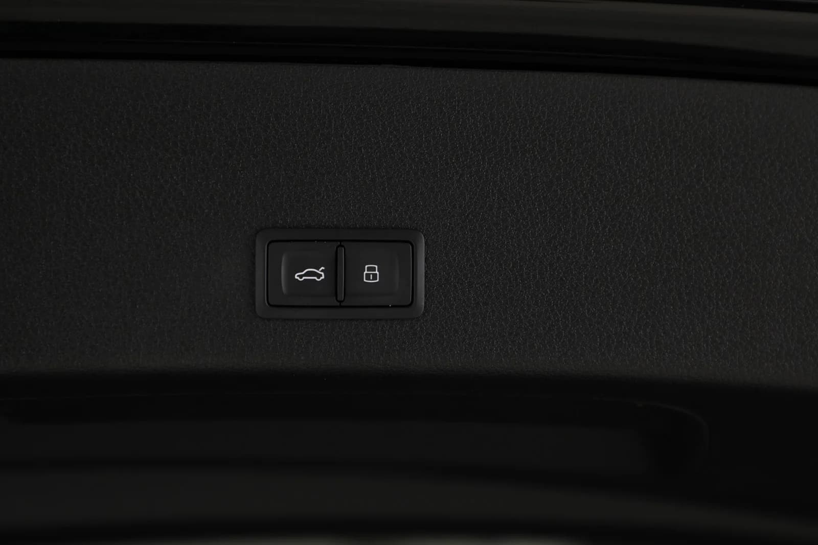 Audi e-tron 55 S-LINE BLACK EDITION 2023 – bilde 36 av 37