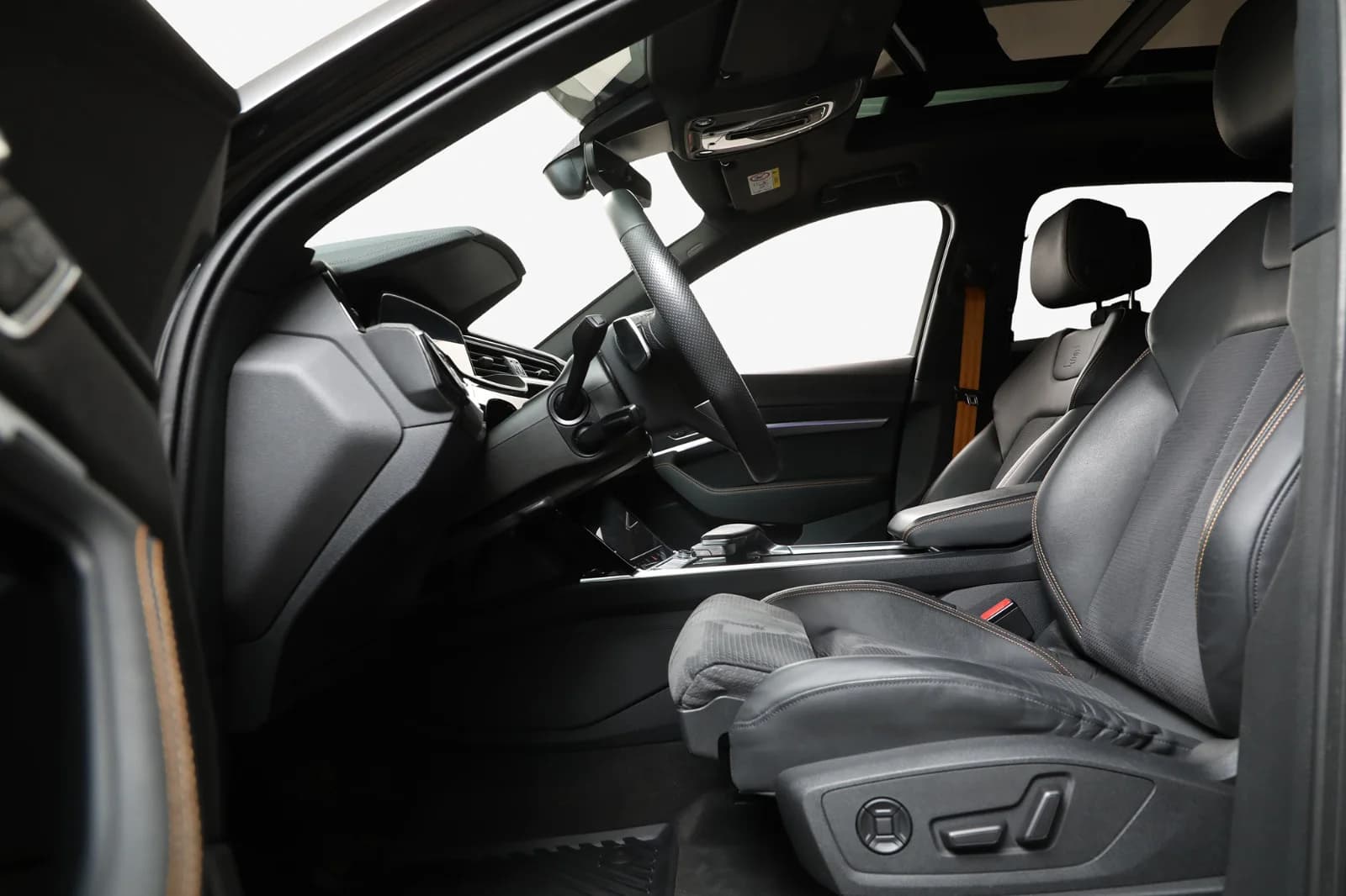 Audi e-tron 55 S-LINE BLACK EDITION 2023 – bilde 8 av 37