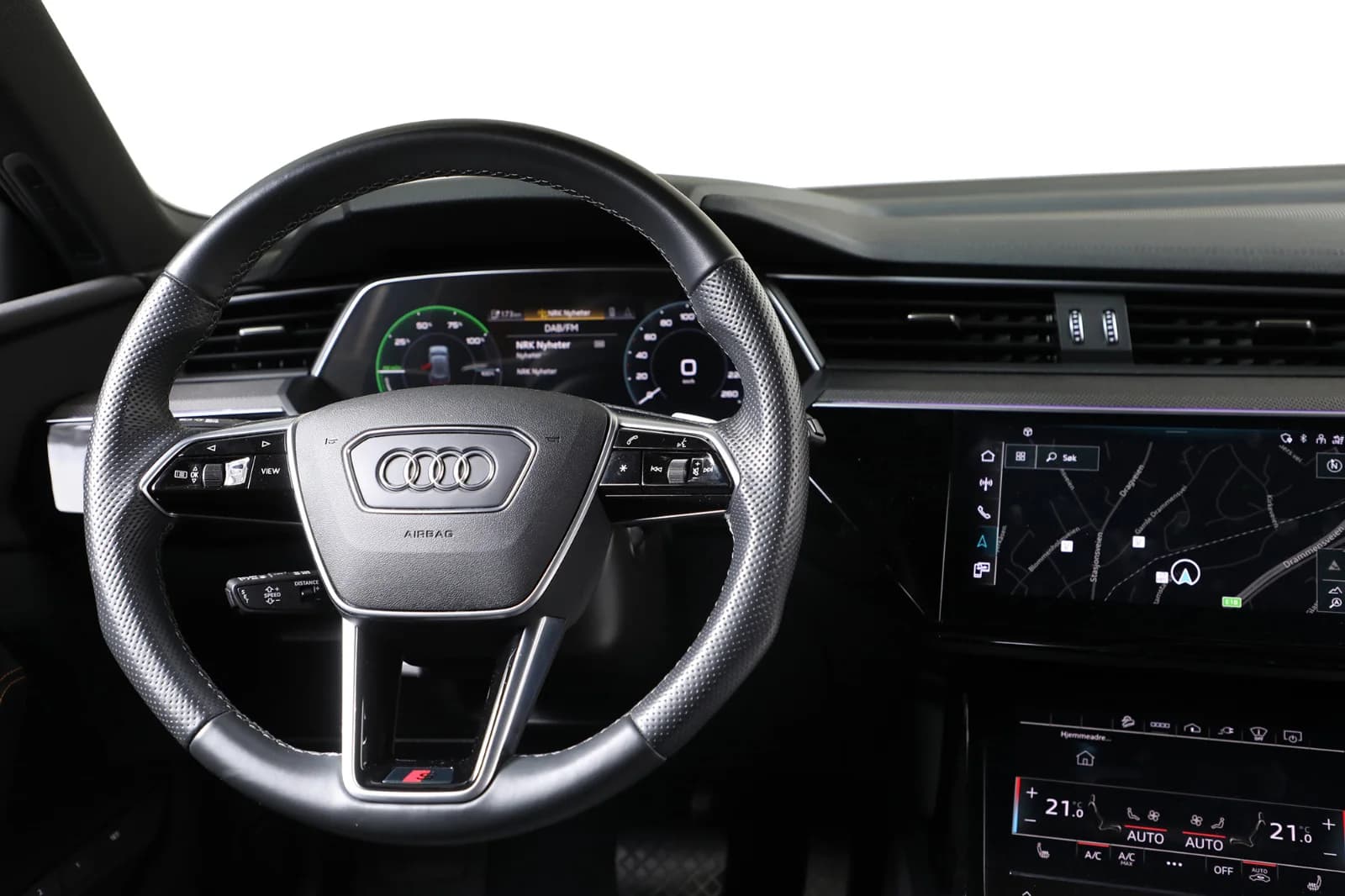 Audi e-tron 55 S-LINE BLACK EDITION 2023 – bilde 7 av 37