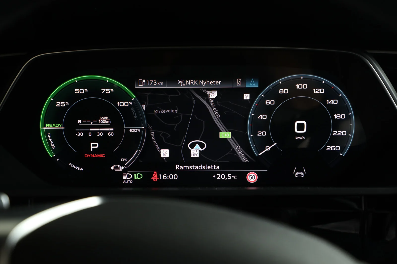 Audi e-tron 55 S-LINE BLACK EDITION 2023 – bilde 16 av 37