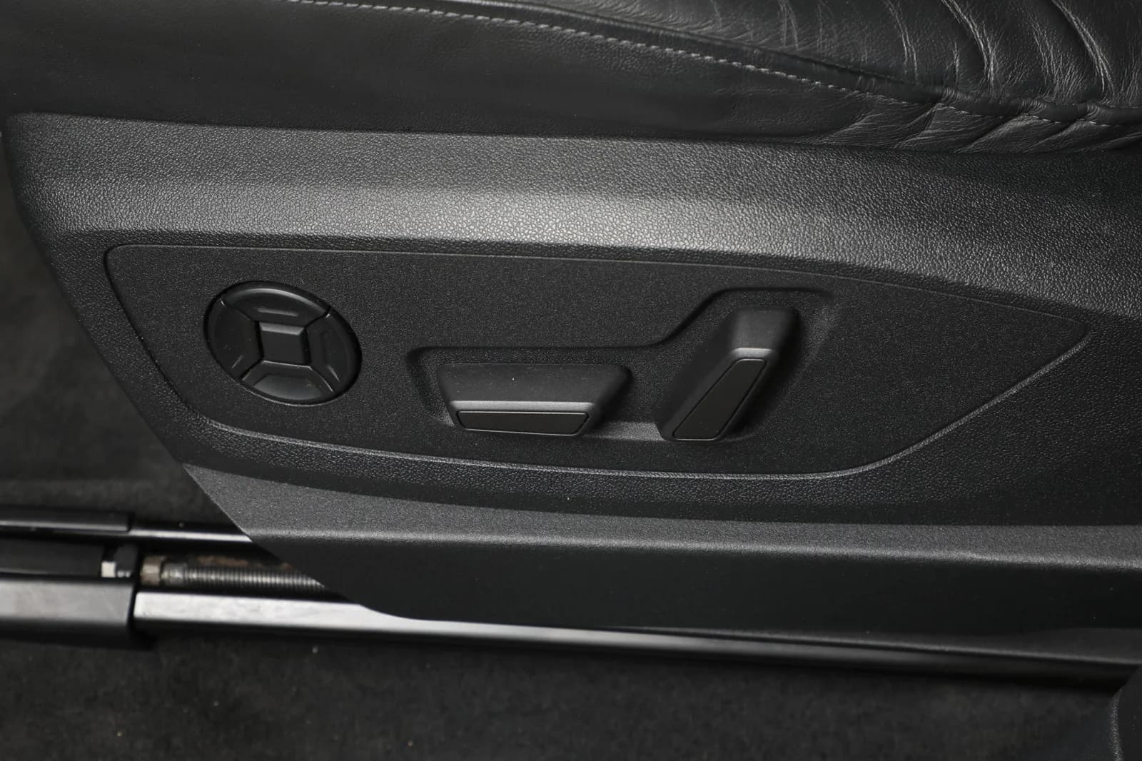 Audi e-tron 55 S-LINE BLACK EDITION 2023 – bilde 27 av 37