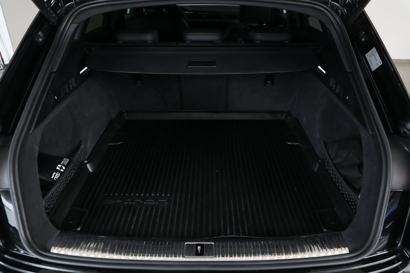 Audi e-tron 55 S-LINE BLACK EDITION 2023 – bilde 35 av 37