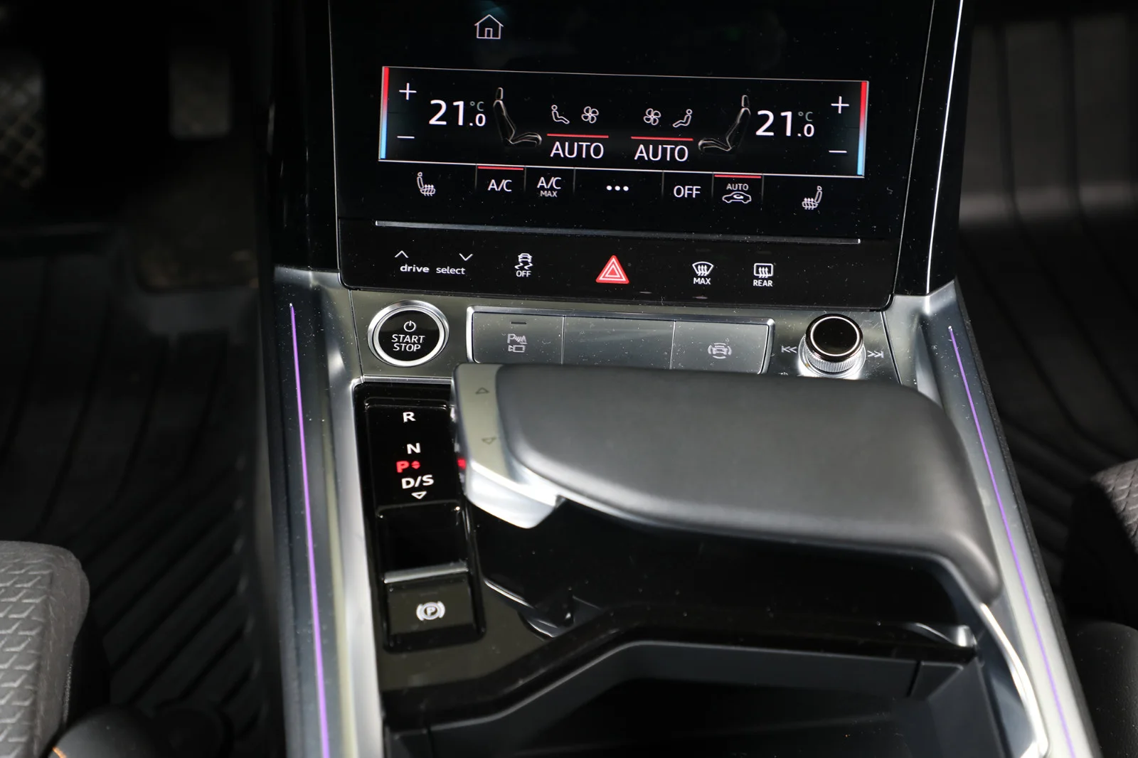 Audi e-tron 55 S-LINE BLACK EDITION 2023 – bilde 26 av 37