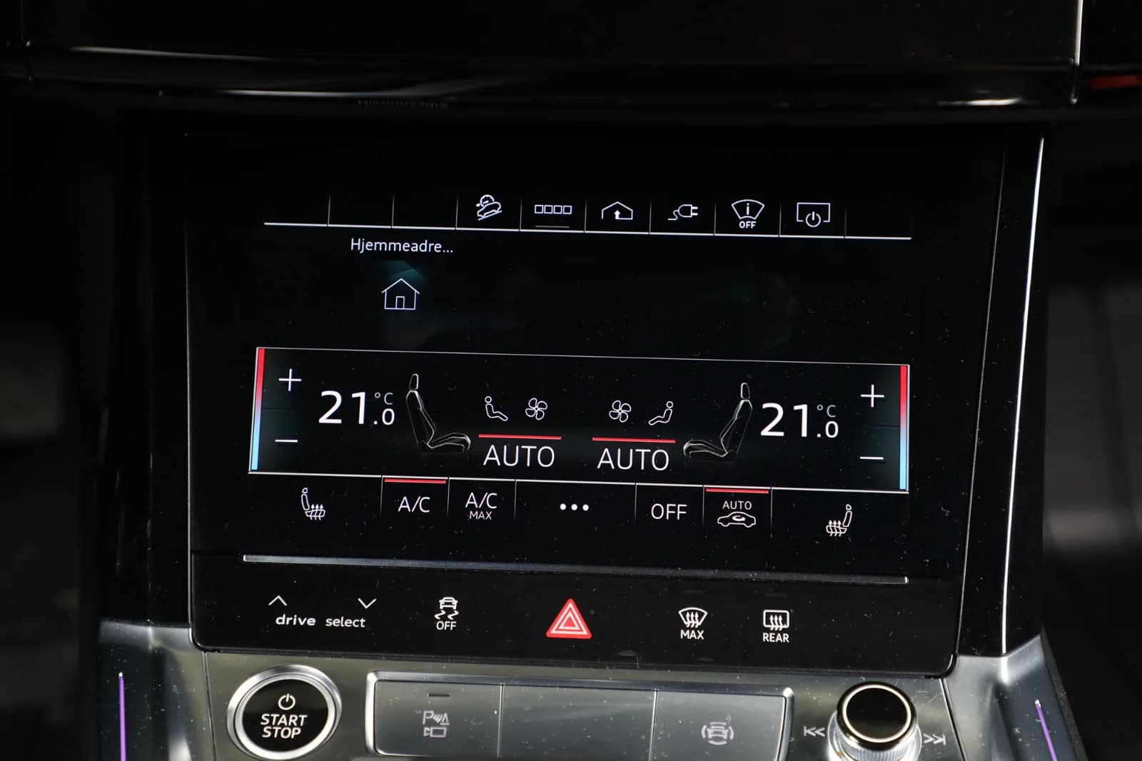 Audi e-tron 55 S-LINE BLACK EDITION 2023 – bilde 25 av 37