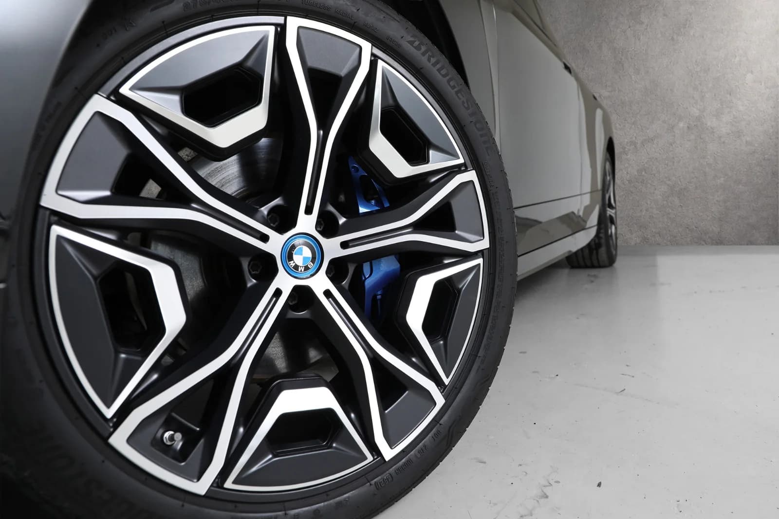 BMW iX xDrive 50 FULLY CHARGED 2022 – bilde 16 av 40