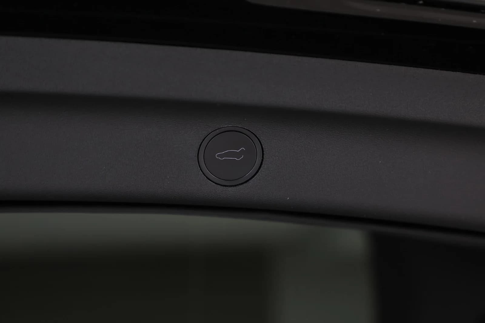 Tesla Model Y PERFORMANCE 2025 – bilde 24 av 26
