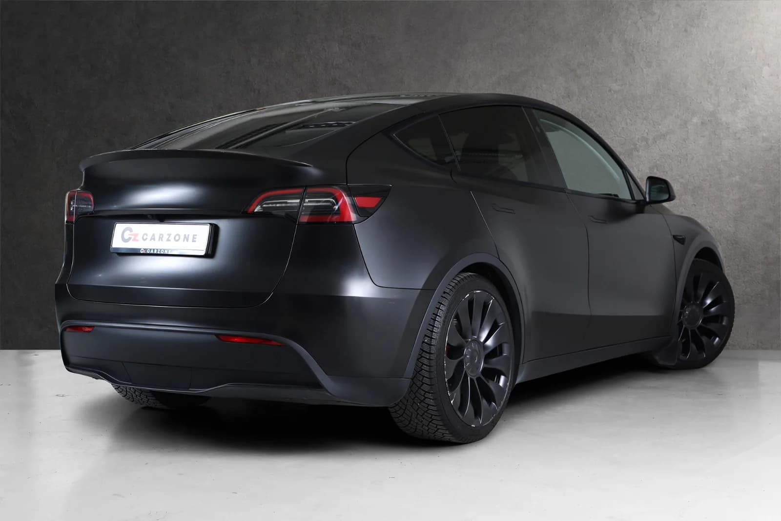 Tesla Model Y PERFORMANCE 2025 – bilde 4 av 26