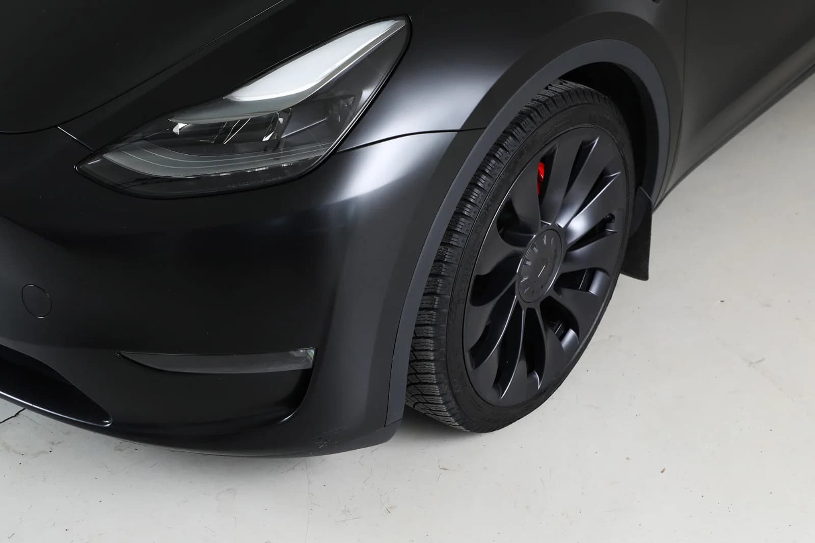 Tesla Model Y PERFORMANCE 2025 – bilde 13 av 26